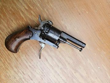 Antiek duits penvuur revolvertje onklaar beschikbaar voor biedingen