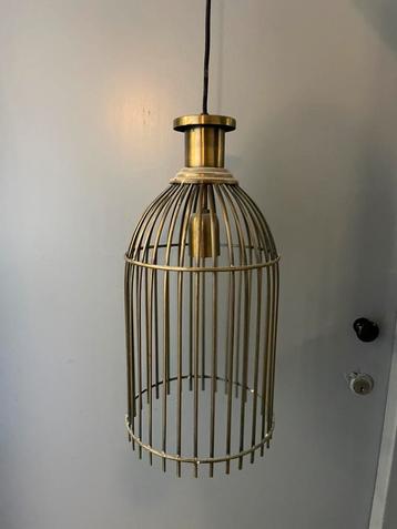 Goudkleurige lamp