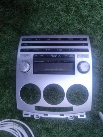 Mazda C5 radio cd beschikbaar voor biedingen