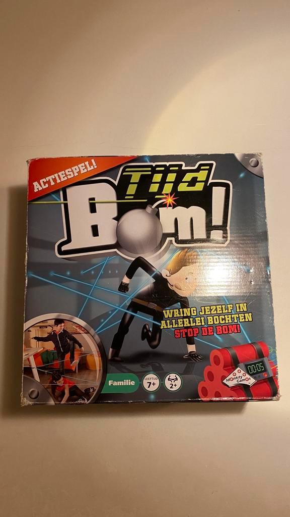 Actiespel: Tijdbom, Hobby en Vrije tijd, Gezelschapsspellen | Overige, Zo goed als nieuw, Ophalen of Verzenden