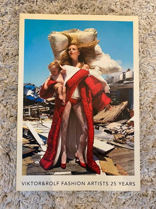 Viktor & Rolf: Fashion Artists 25 Years, Boeken, Mode, Mode algemeen, Ophalen of Verzenden
