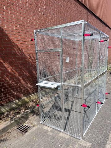 Stevige Aluminium Volière – 1x2x2m – Inclusief Voerplateau  beschikbaar voor biedingen