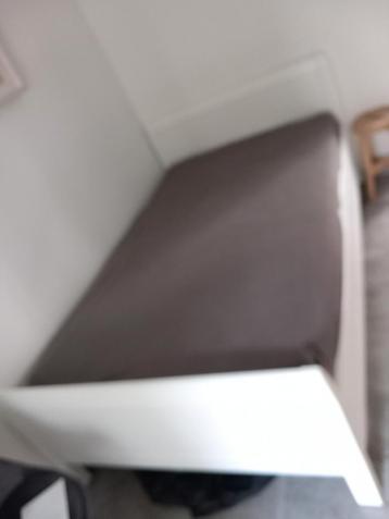 Bed+Elektrische Bossflex bedbodem + M-line matras 120x200 beschikbaar voor biedingen