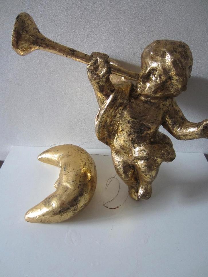 oude kerstversiering papier maché grote gouden engel en maan, Diversen, Kerst, Gebruikt, Ophalen of Verzenden
