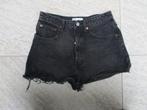 Zara korte broek zwart spijkerbroekje maat 38 denim short, Kleding | Dames, Spijkerbroeken en Jeans, Zara, W30 - W32 (confectie 38/40)