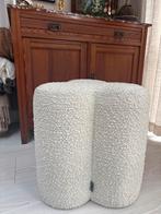 Poefje Pols Potten Crème Bouclé Design, Huis en Inrichting, Krukjes, Ophalen, Zo goed als nieuw, Overige materialen