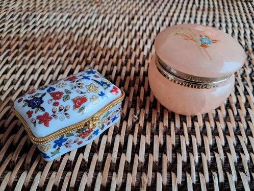 Verschillende vintage pillen/sieraden doosjes., Antiek en Kunst, Antiek | Porselein, Ophalen of Verzenden