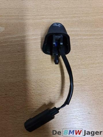 Ruitensproeier verwarmd BMW E90 E91 E92 E93 61667131299 beschikbaar voor biedingen
