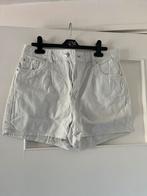 Kort broekje wit short maat m, Ophalen of Verzenden, Zo goed als nieuw, Wit, Kort