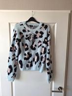 Fluffy lichtblauwe trui luipaardprint maat S, Kleding | Dames, Truien en Vesten, Blauw, Nieuw, Ophalen of Verzenden, Amy & Ivy