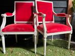 2 fraaie Louis XVI wit-rode stoelen met armleuning, Antiek en Kunst, Antiek | Meubels | Stoelen en Banken, Ophalen of Verzenden