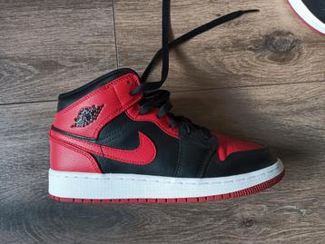 Nike Air Jordan GS mid Banned 37,5  beschikbaar voor biedingen