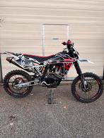 Husqvarna 510 450 Crossmotor Crosser Cross motor Akrapovic, Fietsen en Brommers, Ophalen of Verzenden, Gebruikt, Overige merken