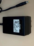WB15-050 Adapter 5V 2.5A, Ophalen of Verzenden, Gebruikt