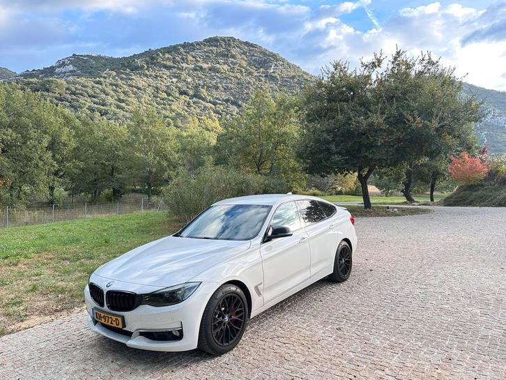 BMW 3-Serie GT 320I Aut8 2015 Wit IN PRIJS VERLAAGD, Auto's, BMW, Particulier, 3-Serie GT, ABS, Airbags, Airconditioning, Alarm