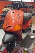 Piaggio zip fastrider type3 h2o blok, Fietsen en Brommers, Scooters | Piaggio, Ophalen, Zo goed als nieuw, Tweetakt, Zip