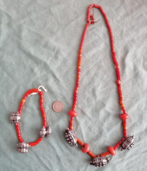 Naga Konyak tile beads grote zilveren kralen tribal jewelry, Sieraden, Tassen en Uiterlijk, Antieke sieraden, Ketting, Zilver