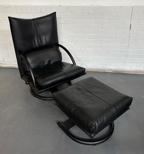Relax fauteuil en voetenbank - Rolf Benz, Huis en Inrichting, Fauteuils, 75 tot 100 cm, Minder dan 75 cm, Ophalen