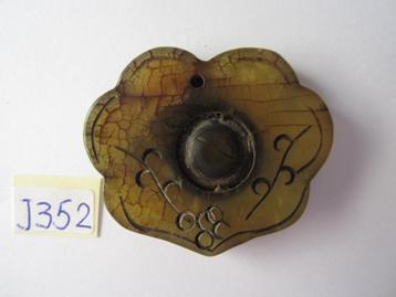 Mooie handgesneden chinese oude jade amulet. J352A beschikbaar voor biedingen