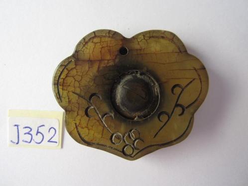Mooie handgesneden chinese oude jade amulet. J352A, Sieraden, Tassen en Uiterlijk, Kettinghangers, Gebruikt, Steen of Mineraal