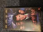 SACRIFICE! Misdaad met Michael Madsen Op Ex-Rental VIDEO!, Cd's en Dvd's, VHS | Film, Vanaf 16 jaar, Verzenden, Zo goed als nieuw