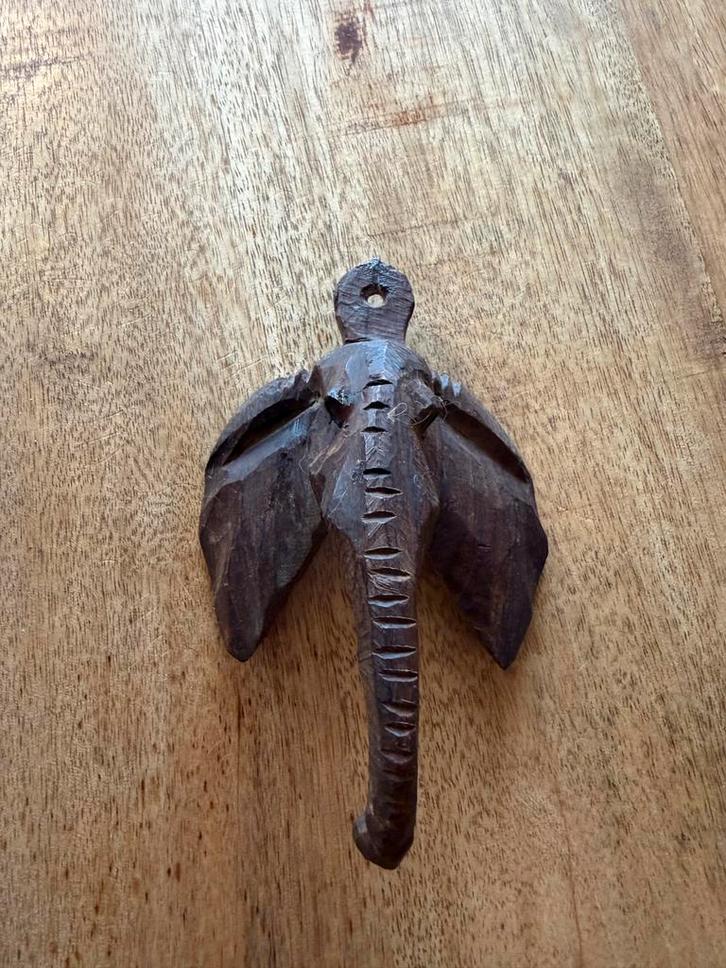 Houten Olifant Snijwerk uit Kenia, Antiek en Kunst, Kunst | Beelden en Houtsnijwerken, Ophalen