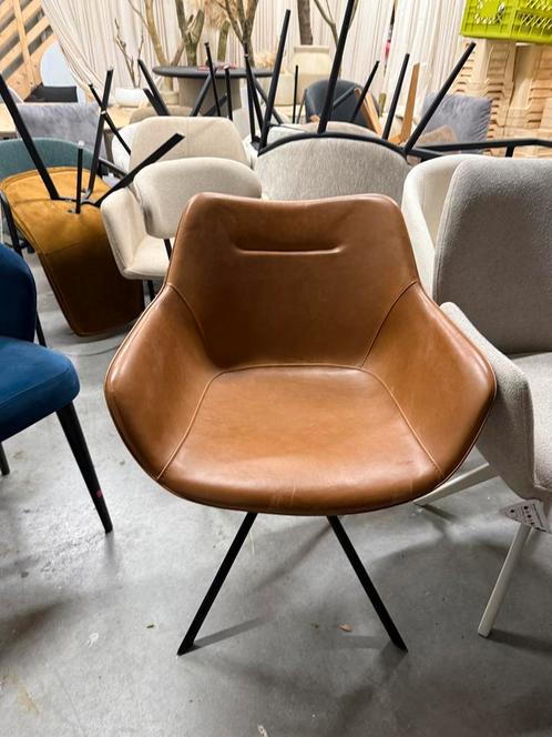 Leren cognac stoel draaibaar, Huis en Inrichting, Stoelen, Zo goed als nieuw, Eén, Leer, Zwart, Ophalen
