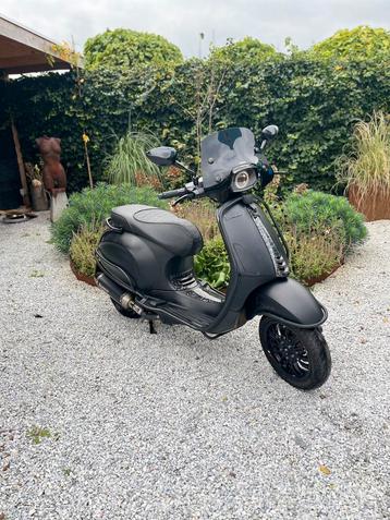 Vespa sprint 80cc E5 full option malossi carbon beschikbaar voor biedingen