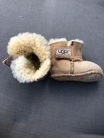 Ugg gevoerde laarsjes baby, Kinderen en Baby's, Babykleding | Schoentjes en Sokjes, Gebruikt, UGG, Jongetje of Meisje, Laarsjes