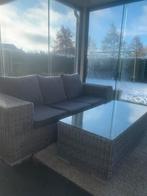 Loungebank met tafel gebruikt, Tuin en Terras, Tuinsets en Loungesets, Ophalen, Kunststof, Gebruikt, 3 zitplaatsen