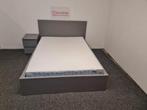 Bed met lades ikea malm 140x200 + nachtkastje en matras, Ikea, 210 cm, Tweepersoons, Zo goed als nieuw