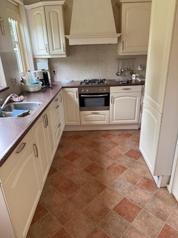 Keuken beschikbaar voor biedingen