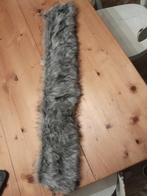 77cm lang stuk grijs bont , gevoerd . carnaval, Ophalen of Verzenden, Zo goed als nieuw, Maat 38/40 (M), Carnaval