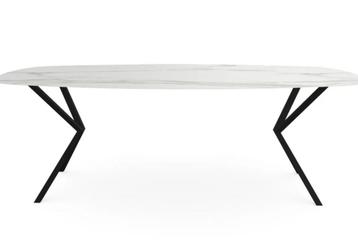 Keramiek eettafel - Deens ovaal beschikbaar voor biedingen