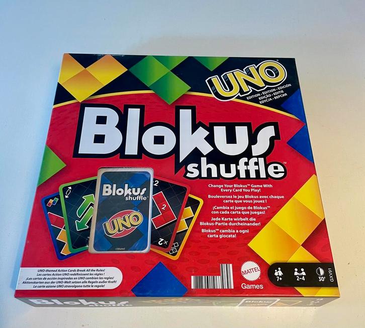 Nog nieuw onbespeelde Blokus Shuffle UNO Edition te koop., Hobby en Vrije tijd, Gezelschapsspellen | Bordspellen, Nieuw, Ophalen of Verzenden