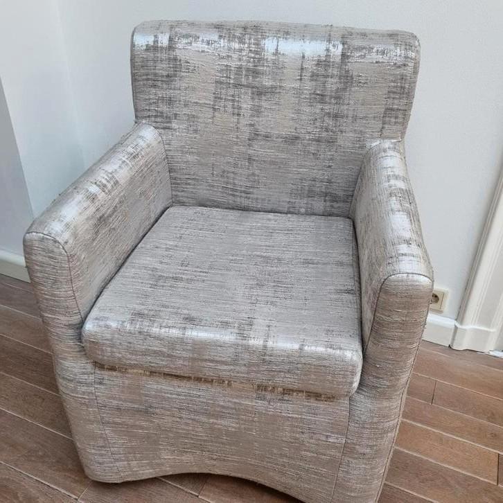 Fauteuil Keijser&Co type Bernini, Huis en Inrichting, Fauteuils, Zo goed als nieuw, Stof, 50 tot 75 cm, Minder dan 75 cm, Ophalen