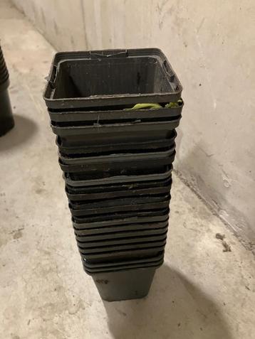 Potten beschikbaar voor biedingen