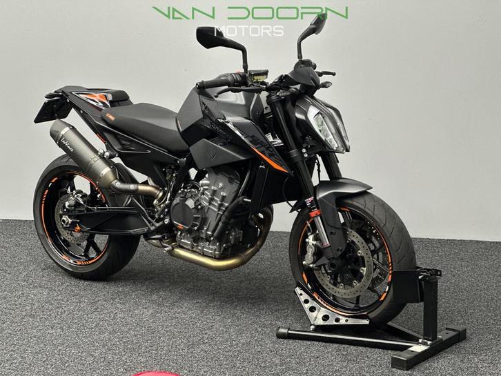 KTM 890 Duke ABS | Leovince | Tech Pack | Track Pack | Black, Motoren, Motoren | KTM, Bedrijf, Naked bike, meer dan 35 kW, ABS