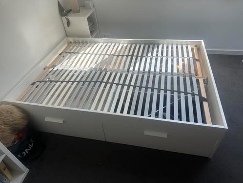 Bed + twee losse matrassen, Huis en Inrichting, Slaapkamer | Bedden, Gebruikt, Tweepersoons, 140 cm, 200 cm, Hout, Wit, Ophalen
