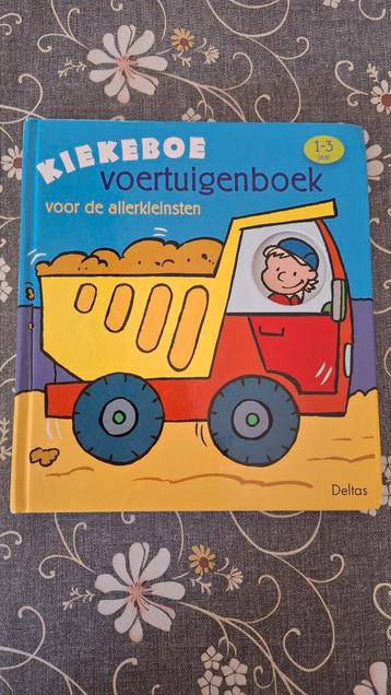 Kiekeboe voertuigenboek beschikbaar voor biedingen