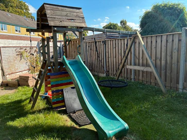 Houten Speeltoestel met Glijbaan en Schommel, Kinderen en Baby's, Speelgoed | Buiten | Speeltoestellen, Gebruikt, Glijbaan, Ophalen
