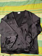 Mooie zwarte overslag blouse van Villa mt 42, Kleding | Dames, Blouses en Tunieken, Maat 42/44 (L), Ophalen of Verzenden, Zo goed als nieuw