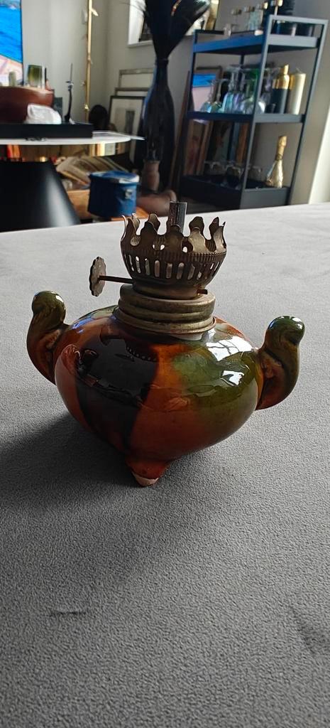 Oude olielamp met keramische voet, Antiek en Kunst, Antiek | Lampen, Ophalen of Verzenden