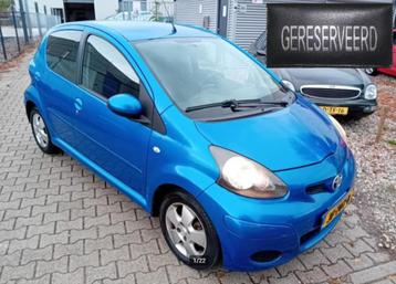 Toyota Aygo 1.0 12V Vvt-i 5 DEURS BJ2009 AIRCO, APK 04-26 beschikbaar voor biedingen