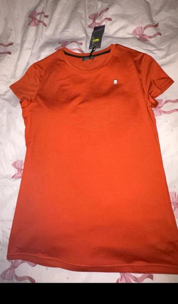 Nieuw QHP sportshirt beschikbaar voor biedingen