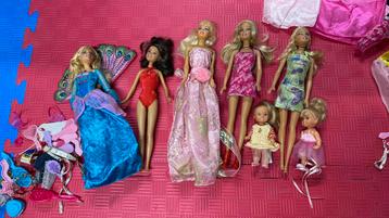 Barbies en accesoires beschikbaar voor biedingen