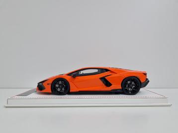 Ivy Merit
Lamborghini Revuelto
Italian 1/50 1:18 Nie beschikbaar voor biedingen