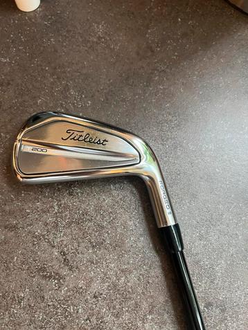 Titleist T200 IJzer 4 - Hzrdus Stiff Shaft beschikbaar voor biedingen