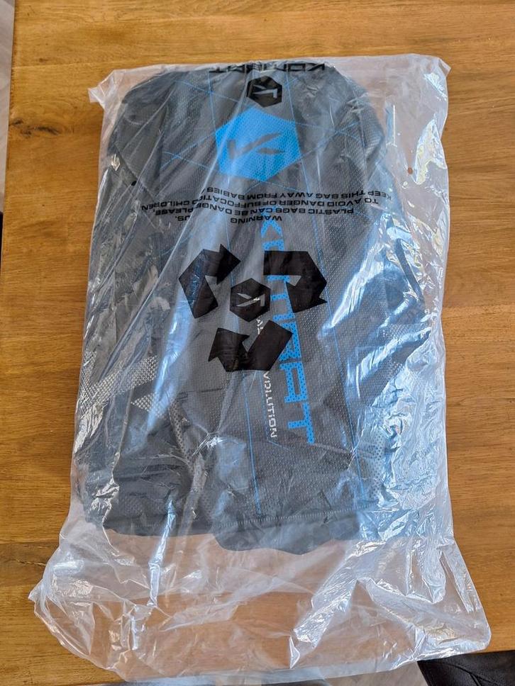 Nieuwe Kombat Padeltas, Sport en Fitness, Padel, Ophalen of Verzenden