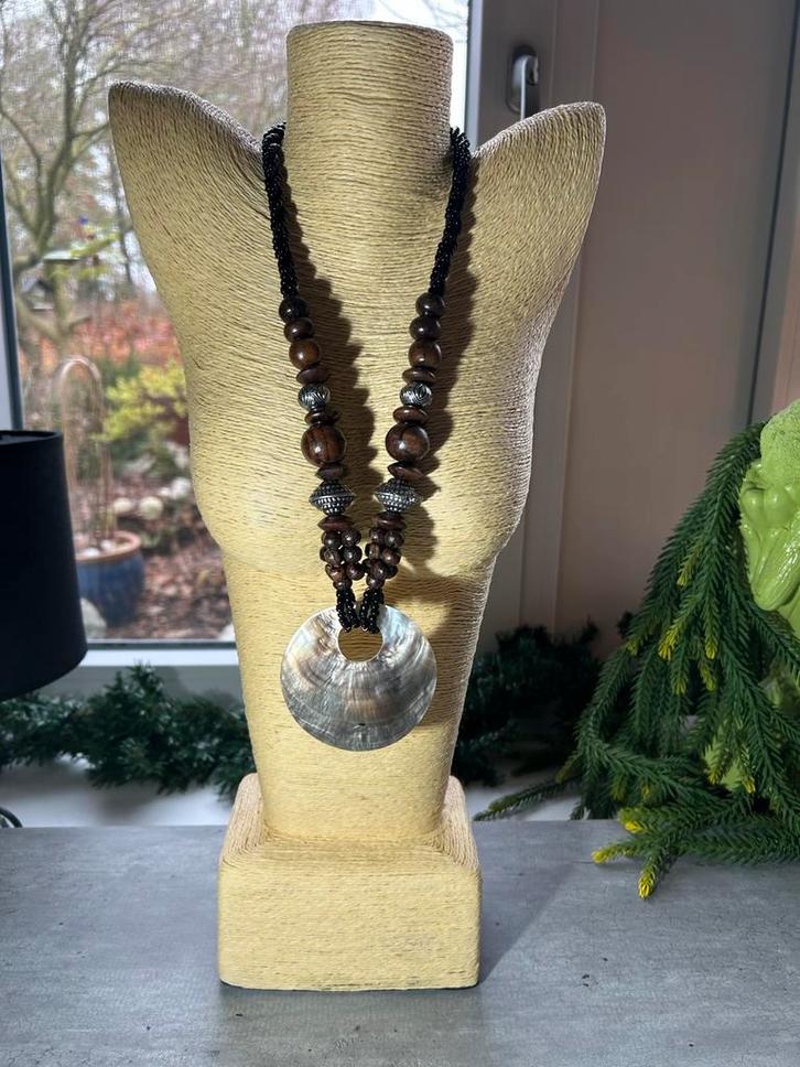 XL Sieraden buste met Gratis parelmoer Ketting, Antiek en Kunst, Curiosa en Brocante, Ophalen of Verzenden